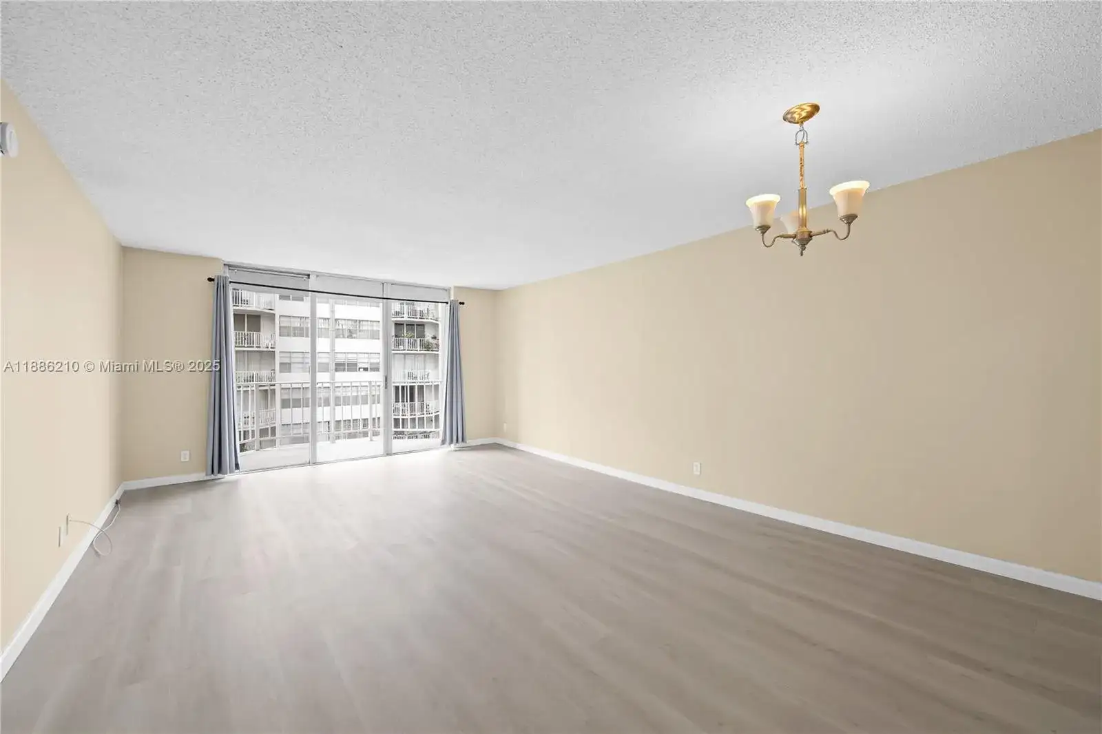 16740 NE 9th Ave # 508, North Miami Beach FL 33162 photo 5