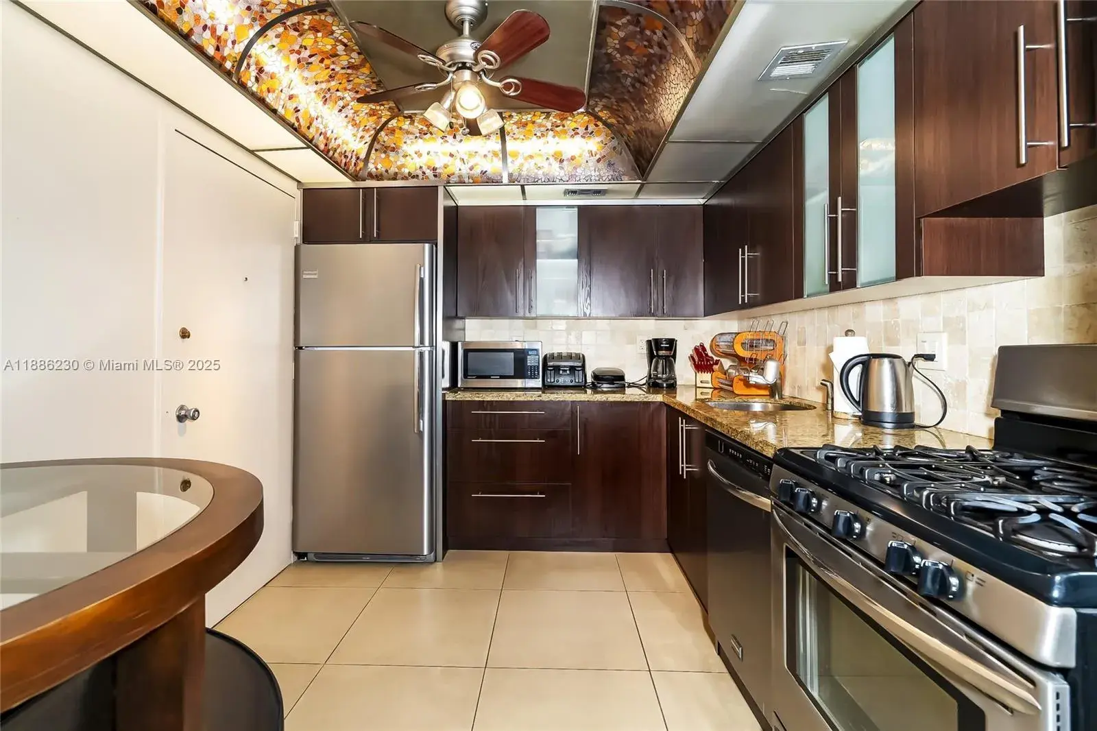 2030 S Ocean Dr # 1118, Hallandale Beach FL 33009