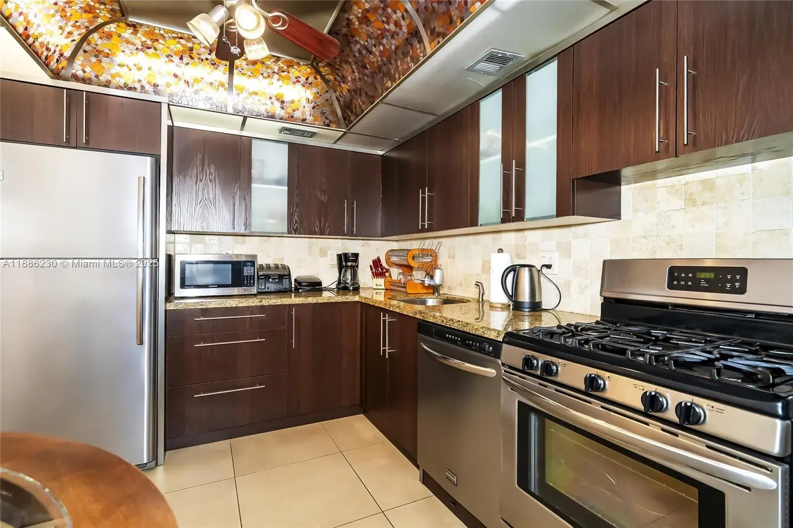 2030 S Ocean Dr # 1118, Hallandale Beach FL 33009