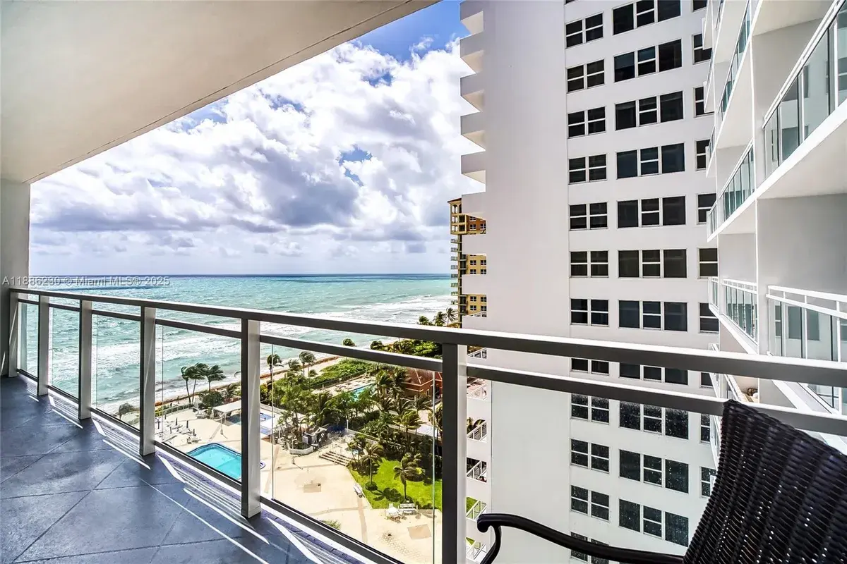 2030 S Ocean Dr # 1118, Hallandale Beach FL 33009