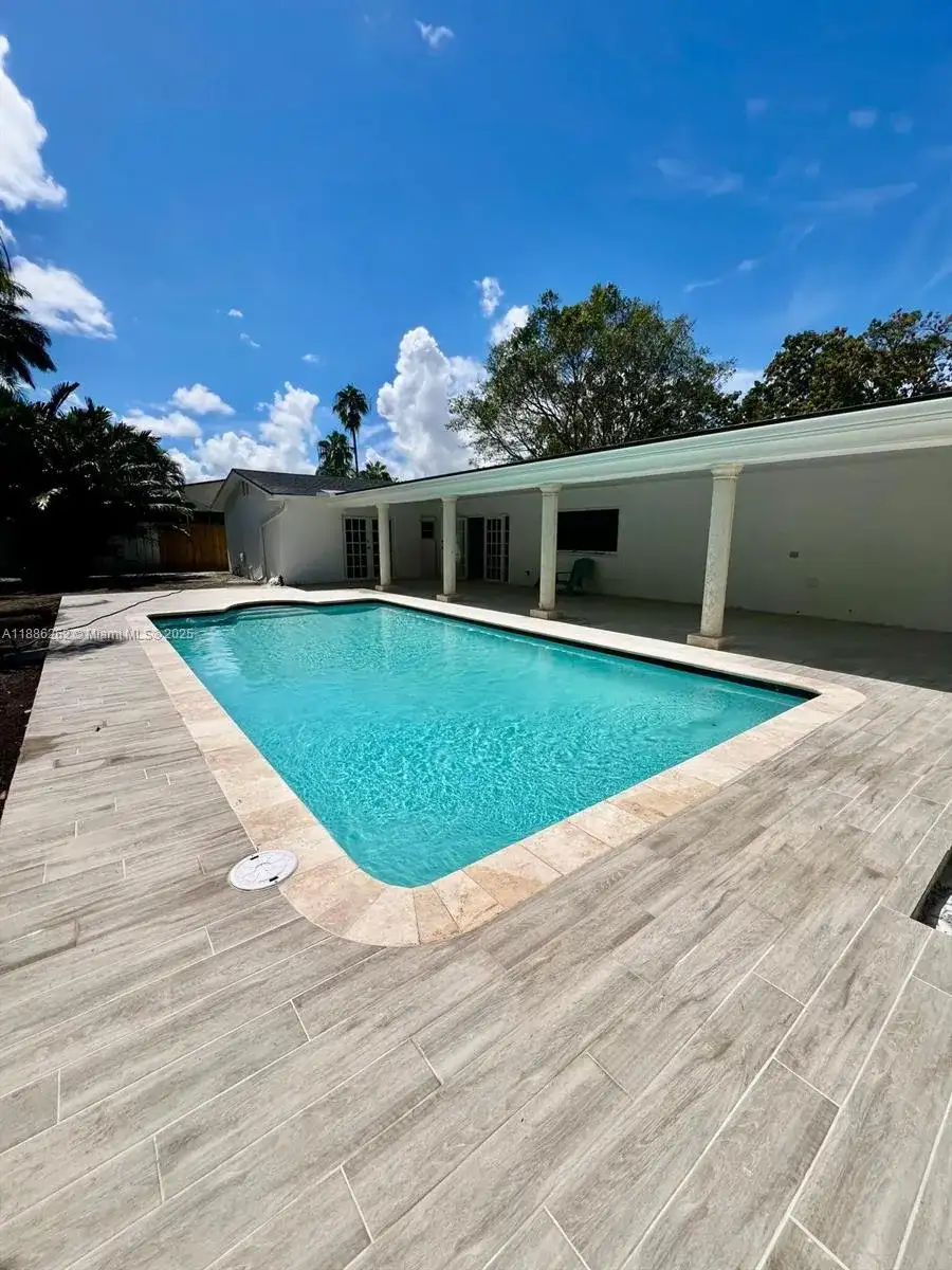 19771 SW 84th Ave, Cutler Bay FL 33189 photo 2