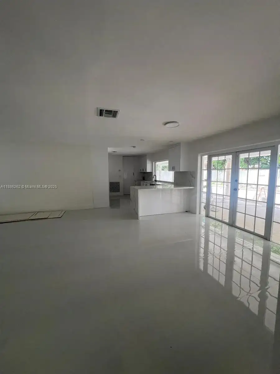 19771 SW 84th Ave, Cutler Bay FL 33189 photo 4