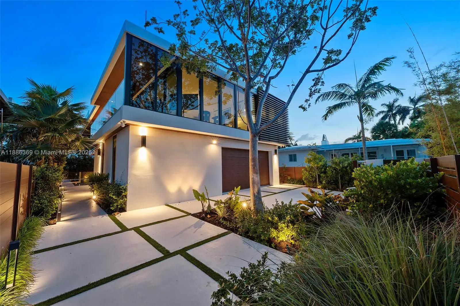 3306 NE 16th St, Fort Lauderdale FL 33304