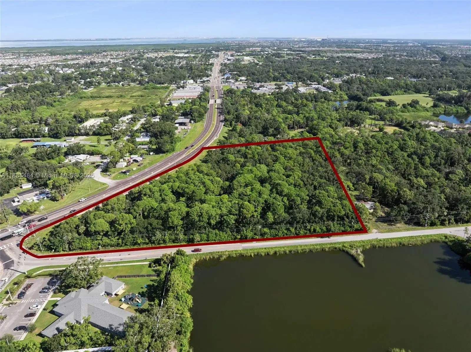 US Hwy 41, Other City - In The State Of Florida FL 33570 photo 3