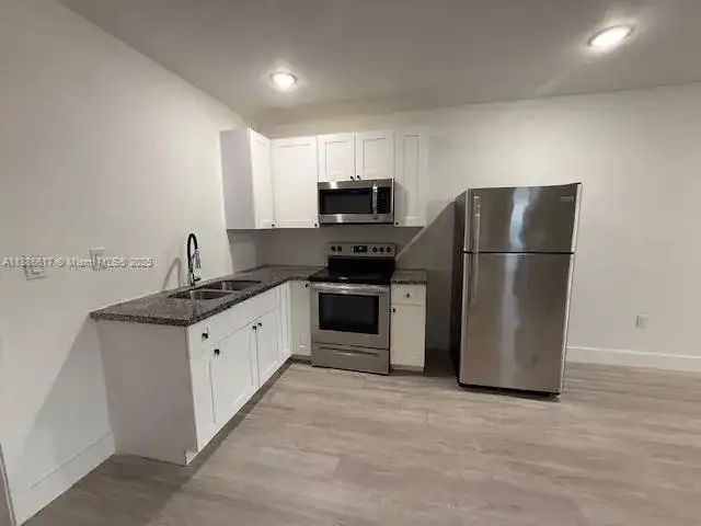 3146 NW 32 TH ST # A, Miami FL 33142 photo 3