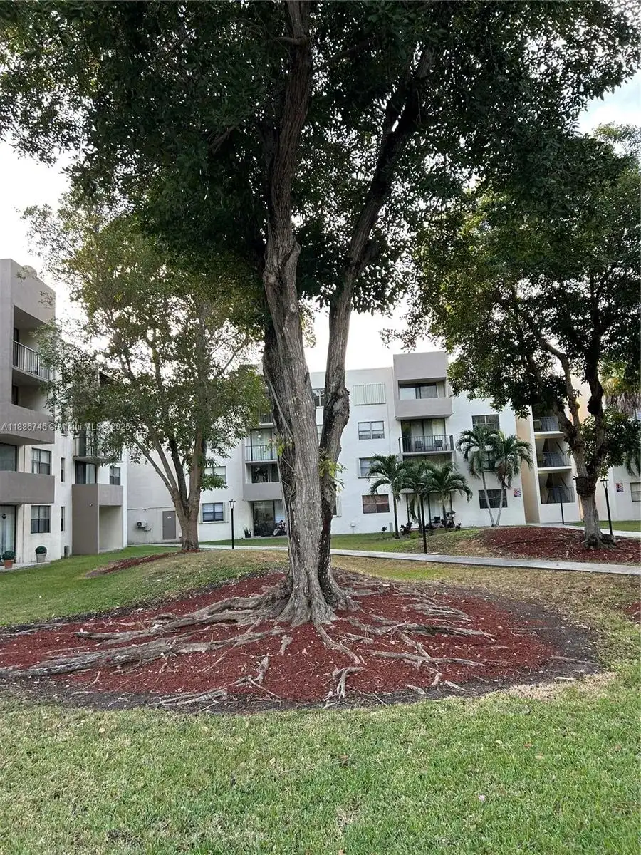 8004 SW 149th Ave # C403, Miami FL 33193 photo 2