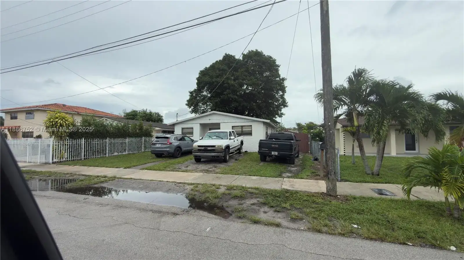 15251 Railroad Dr, Miami Gardens FL 33054 photo 2