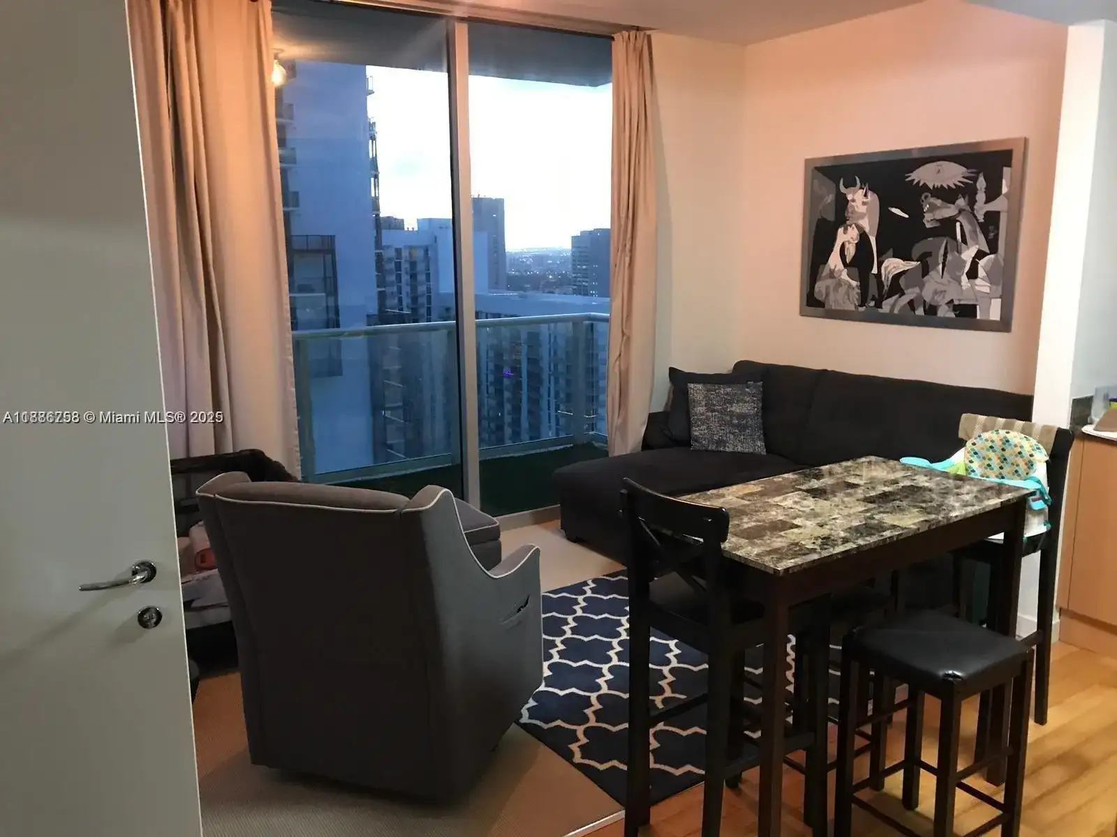 300 SOUTH BISCAYNE BLVD # 3209, Miami FL 33131 photo 2