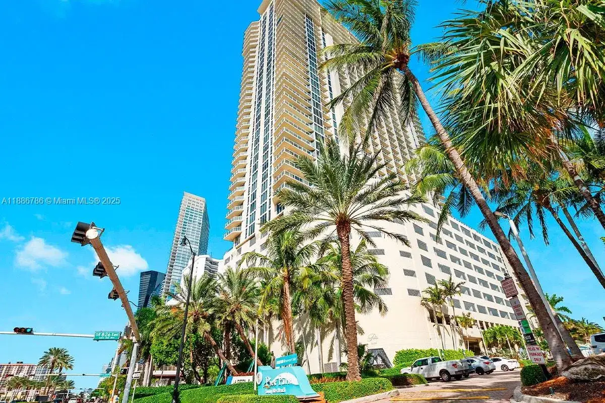 16699 Collins Ave # 1806, Sunny Isles Beach FL 33160