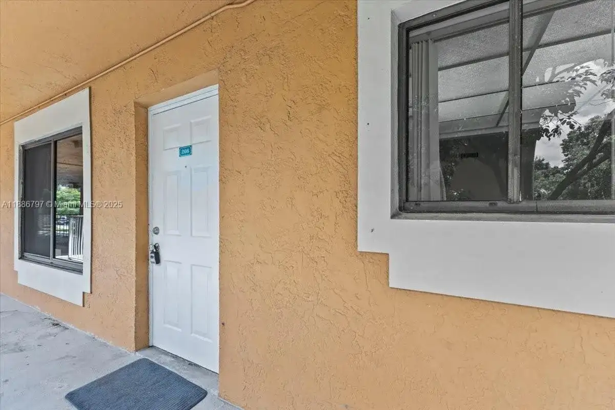 6900 SW 39th St # 208J, Davie FL 33314 photo 4