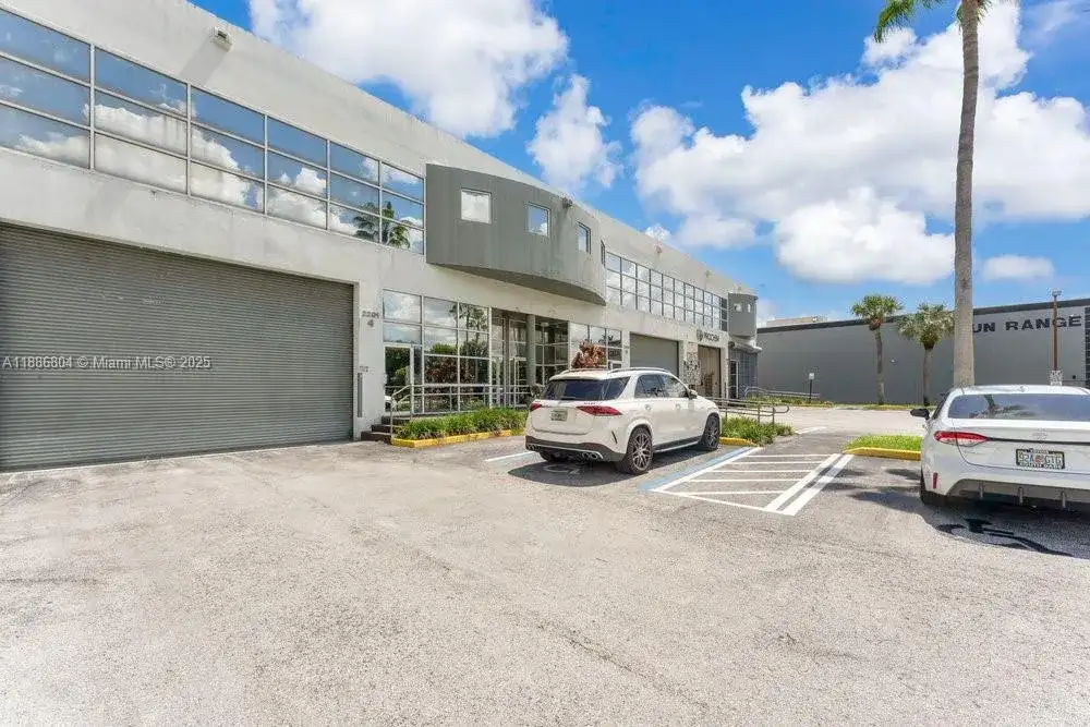 2201 NW 102nd Pl # 4A, Doral FL 33172 photo 4
