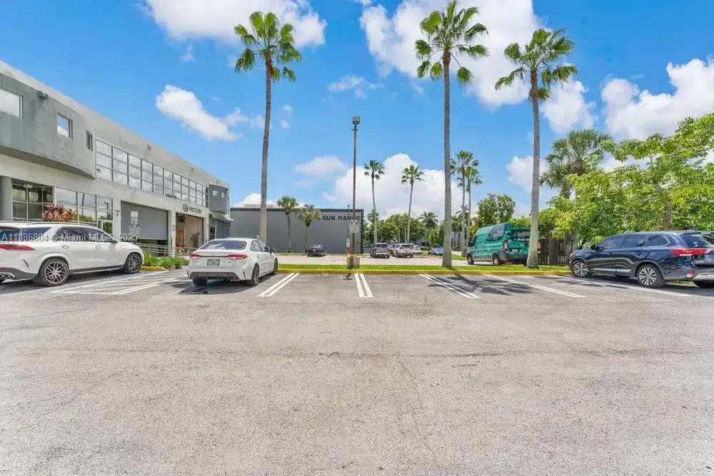2201 NW 102nd Pl # 4A, Doral FL 33172 photo 5