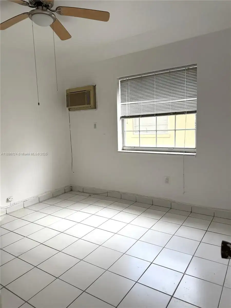 1788 SW 7th St # 4, Miami FL 33135 photo 4