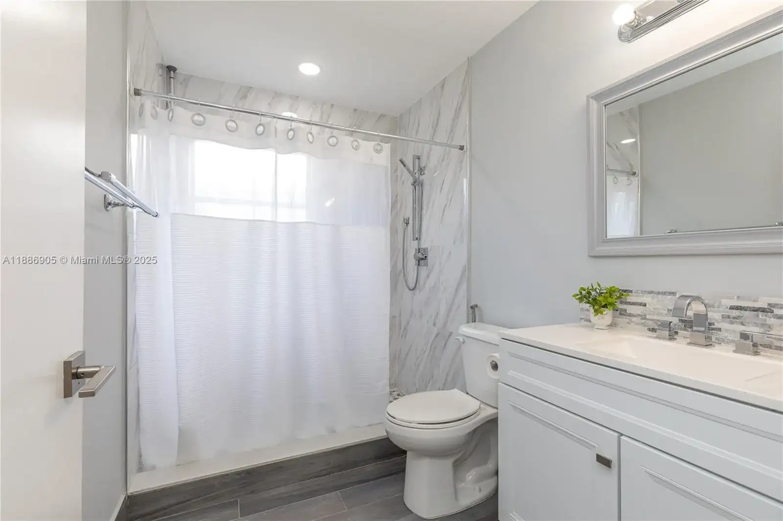 16310 SW 144th Ave, Miami FL 33177 photo 4