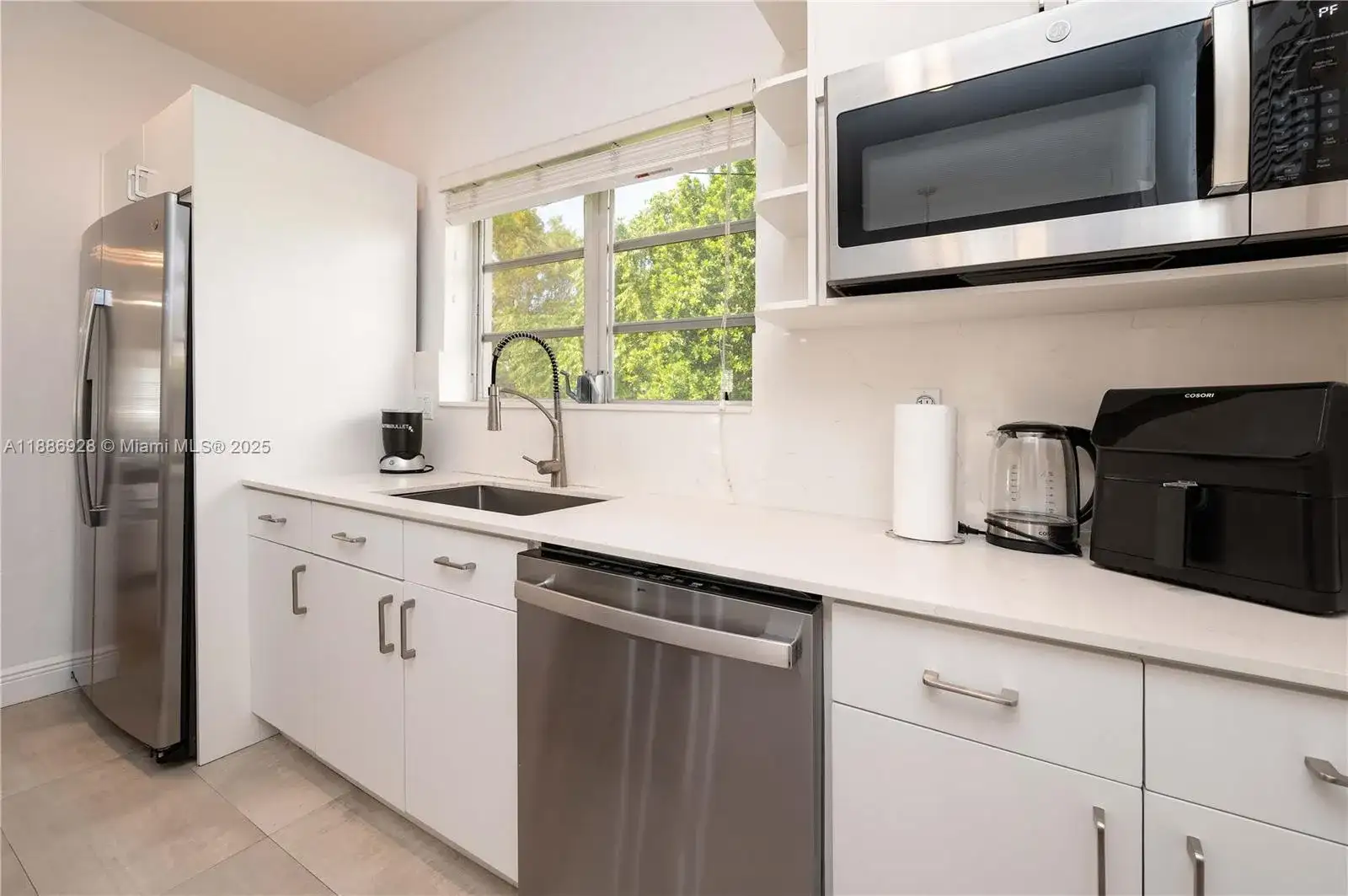501 SW 24th Rd # 501, Miami FL 33129 photo 5