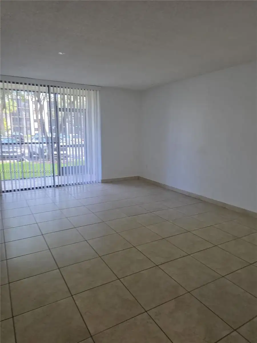 8420 SW 133rd Ave Rd # 101, Miami FL 33183 photo 2