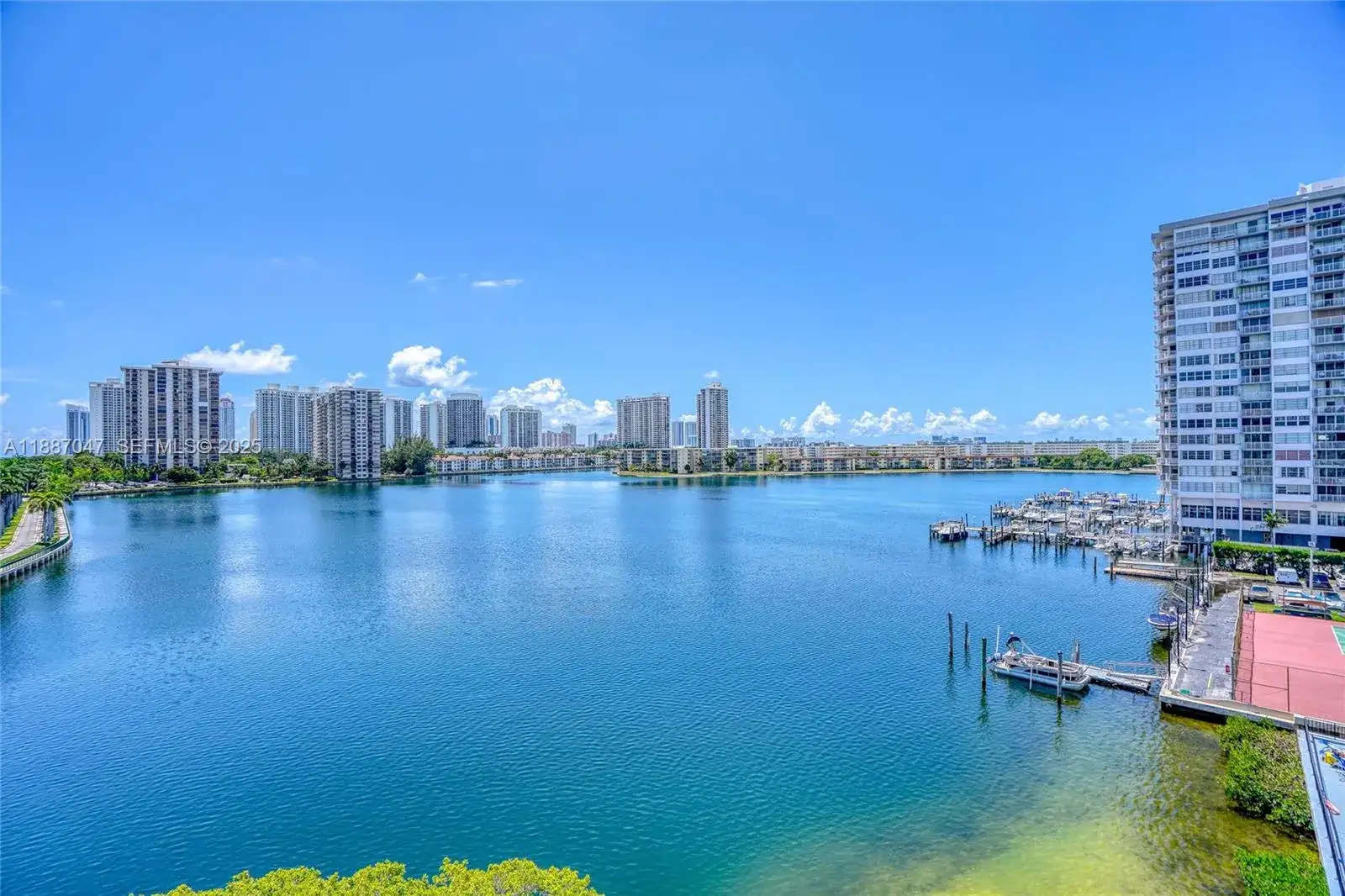 2780 NE 183rd St # 1204, Aventura FL 33160 photo 4