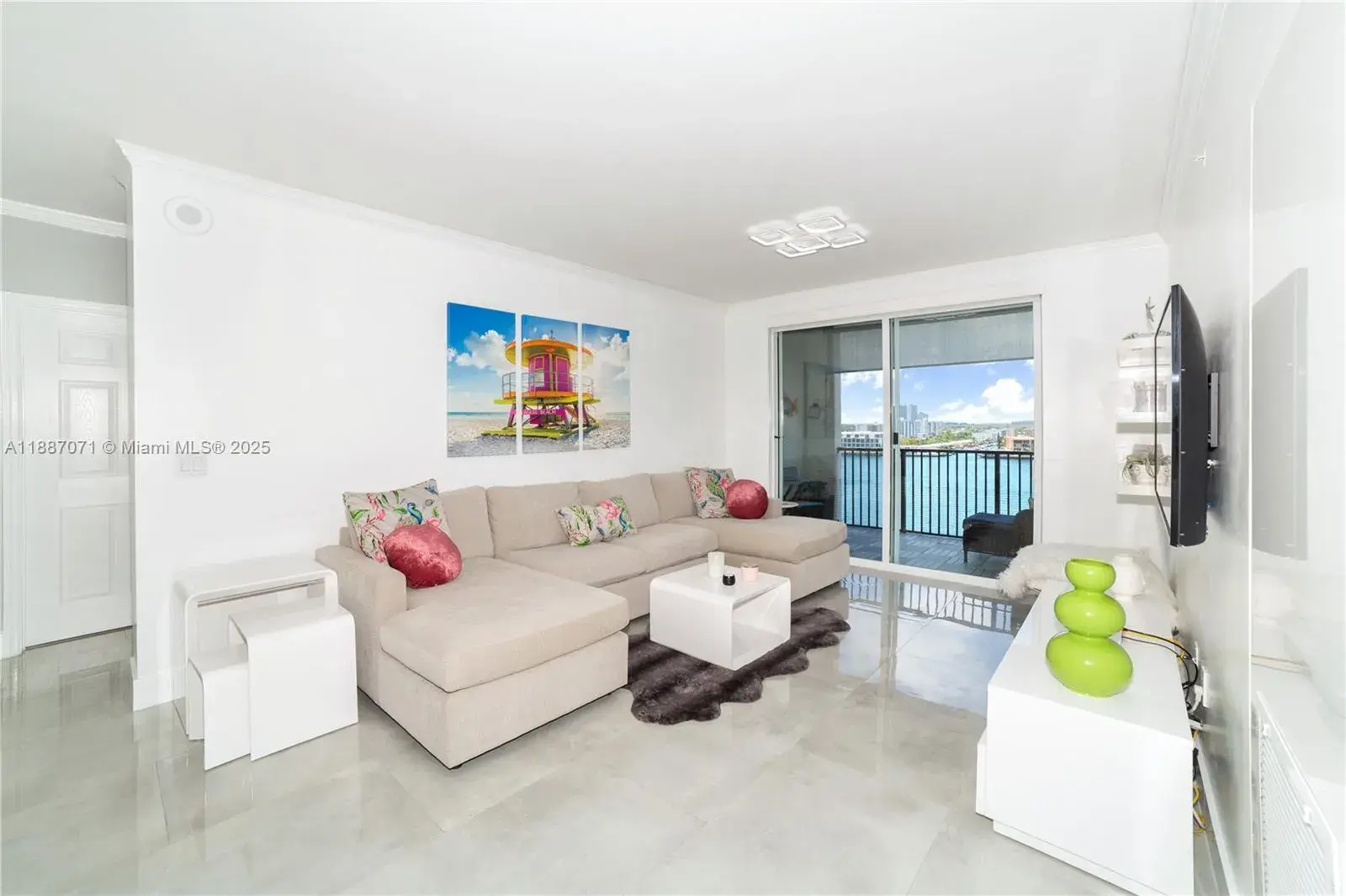 17150 N Bay Rd # 2905, Sunny Isles Beach FL 33160