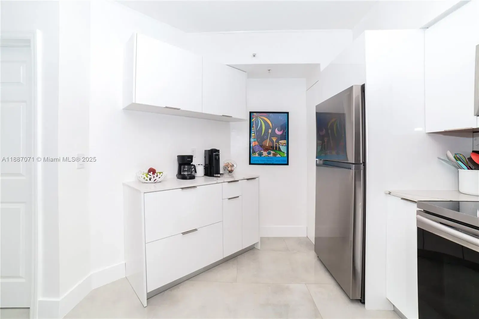 17150 N Bay Rd # 2905, Sunny Isles Beach FL 33160