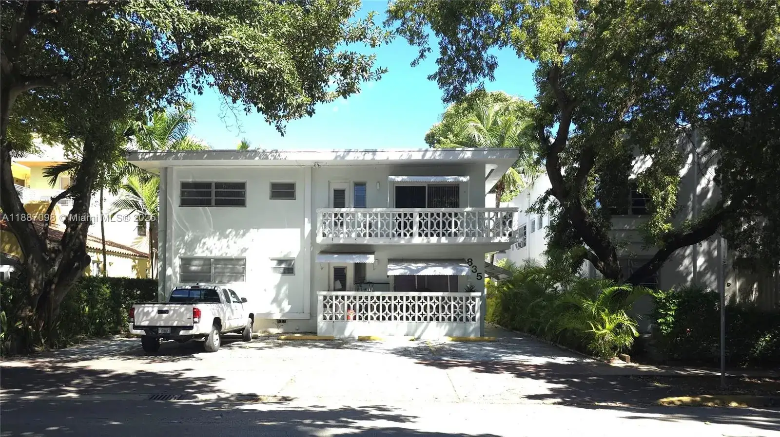 1 bedroom 1 bath Residential for sale at 835 Meridian Ave # 4, Miami Beach FL 33139