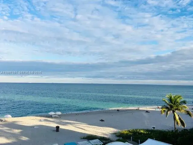 18001 E Collins Ave # 2209, Sunny Isles Beach FL 33160