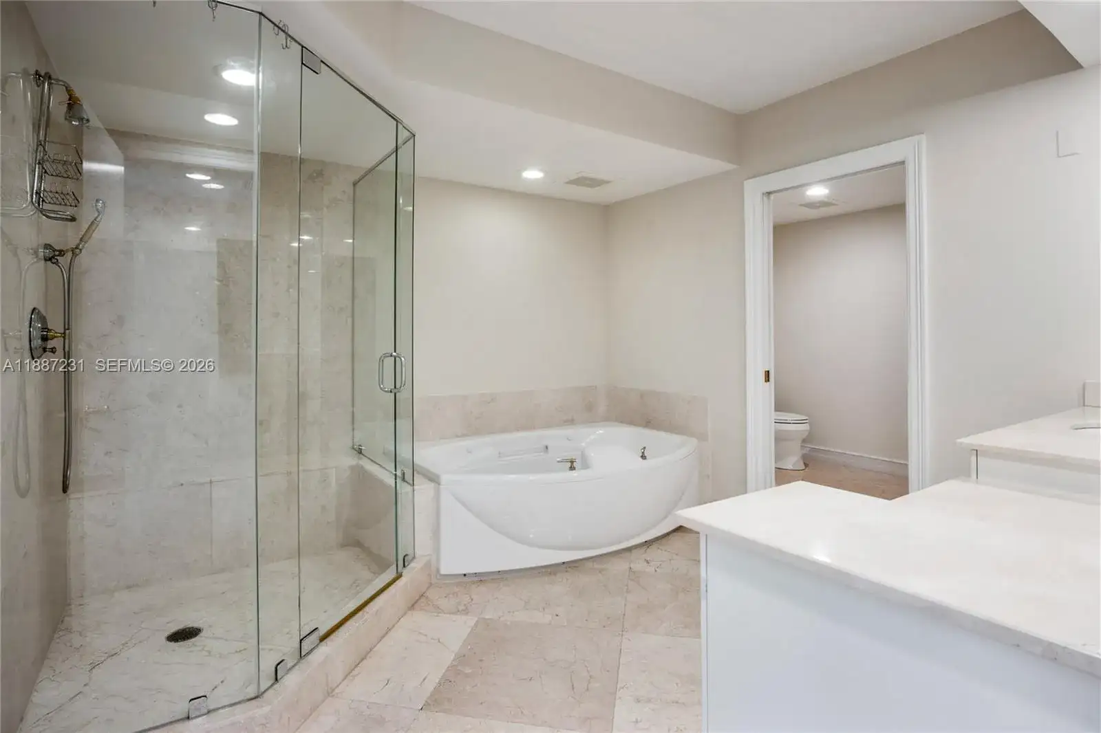 3201 NE 183rd ST # 05, Aventura FL 33160 photo 4
