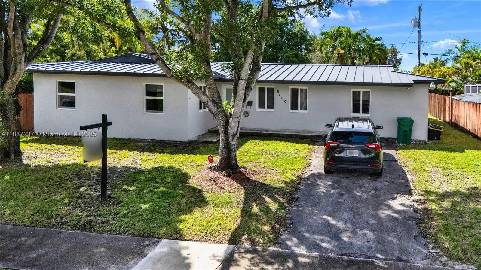 8780 SW 200th St, Cutler Bay FL 33157 photo 2