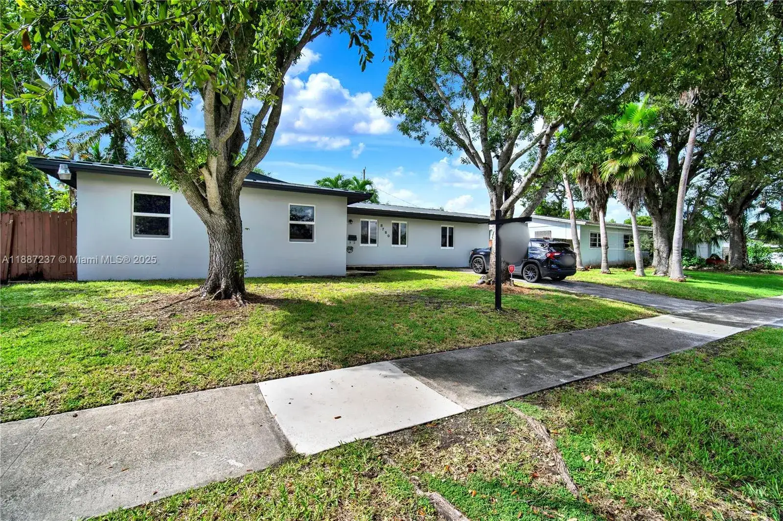8780 SW 200th St, Cutler Bay FL 33157 photo 4