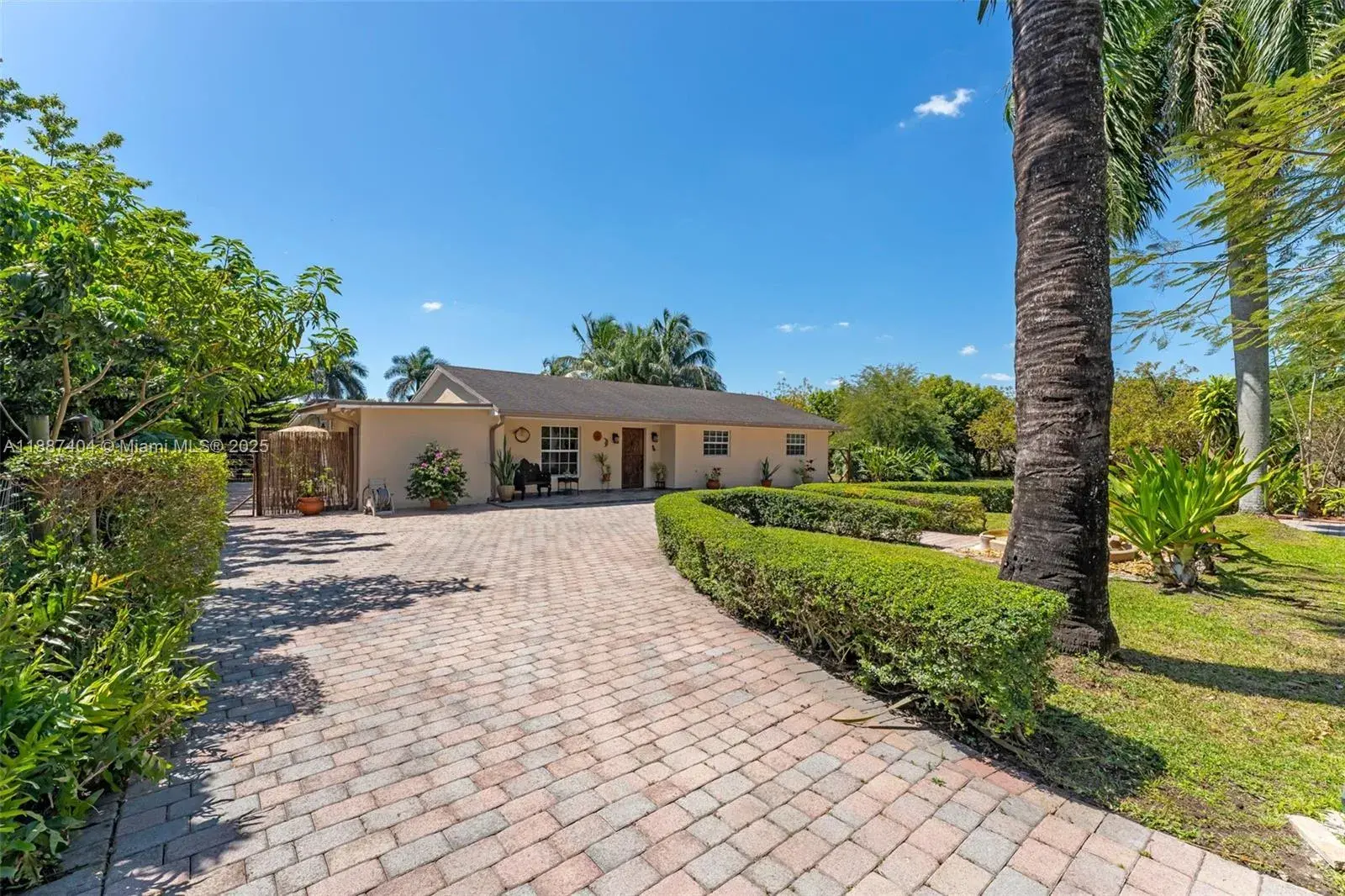 20230 SW 184th St, Miami FL 33187