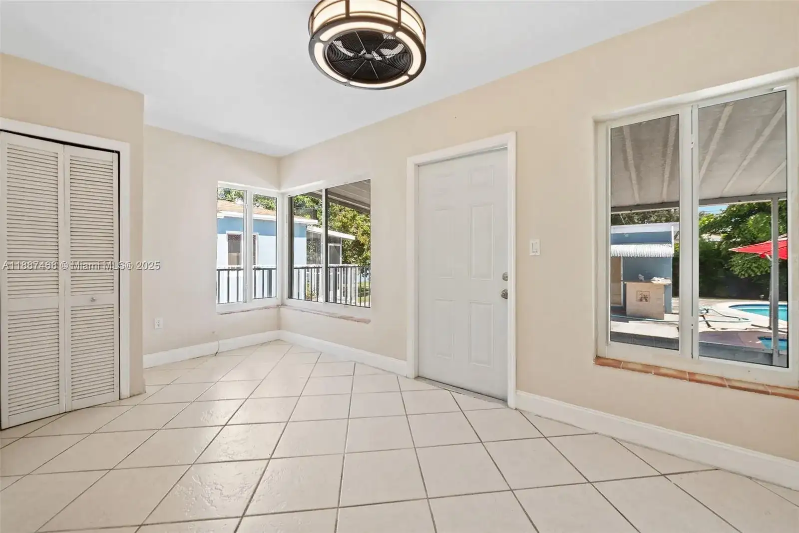 573 Palmetto Dr, Miami Springs FL 33166 photo 5