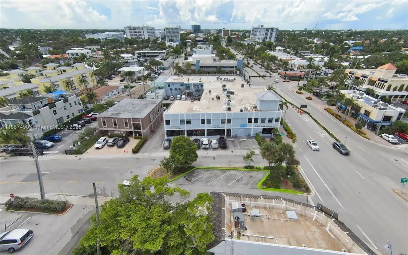 218 Commercial Blvd # 108, Lauderdale By The Sea FL 33308 photo 4