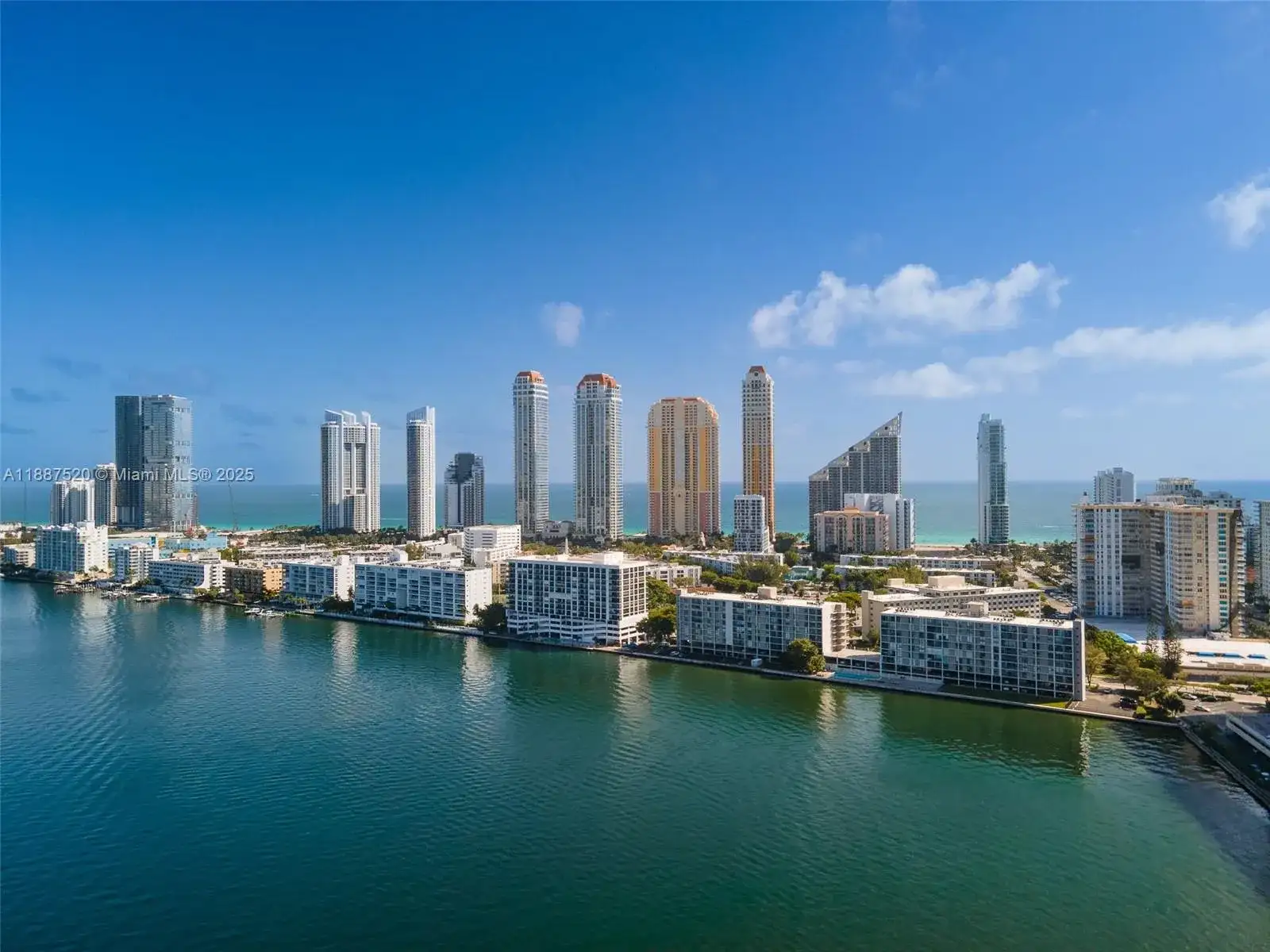 301 174th St # 618, Sunny Isles Beach FL 33160 photo 4