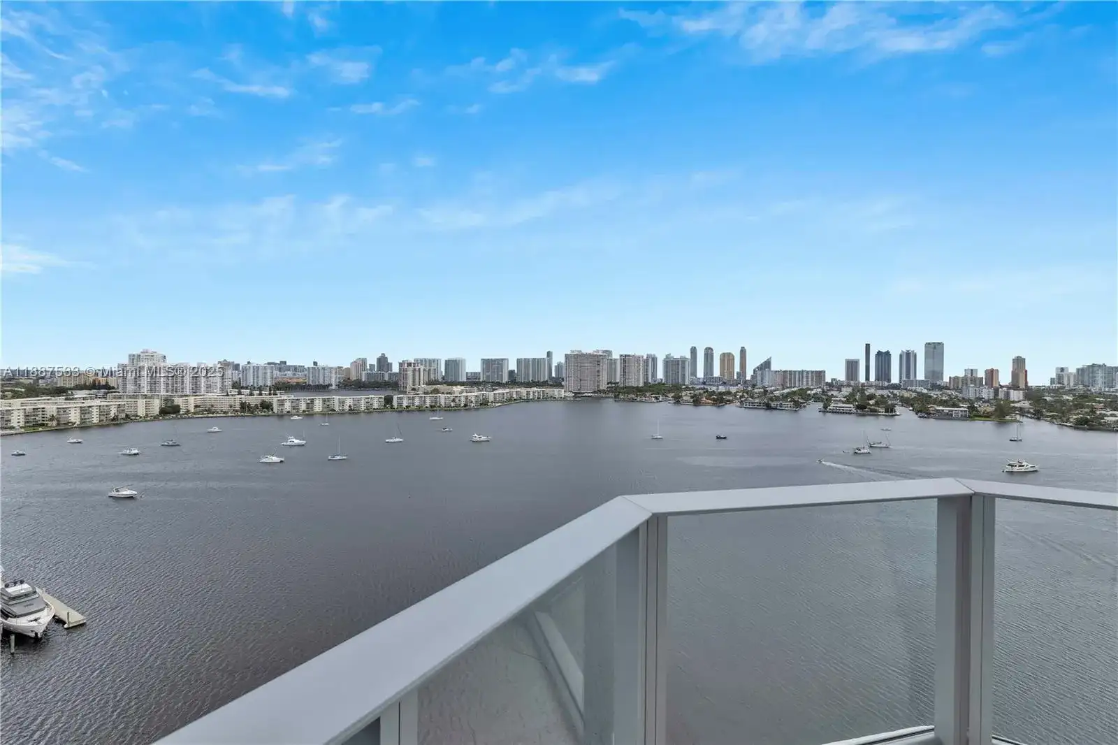 17111 Biscayne Blvd # 1709, North Miami Beach FL 33160 photo 2