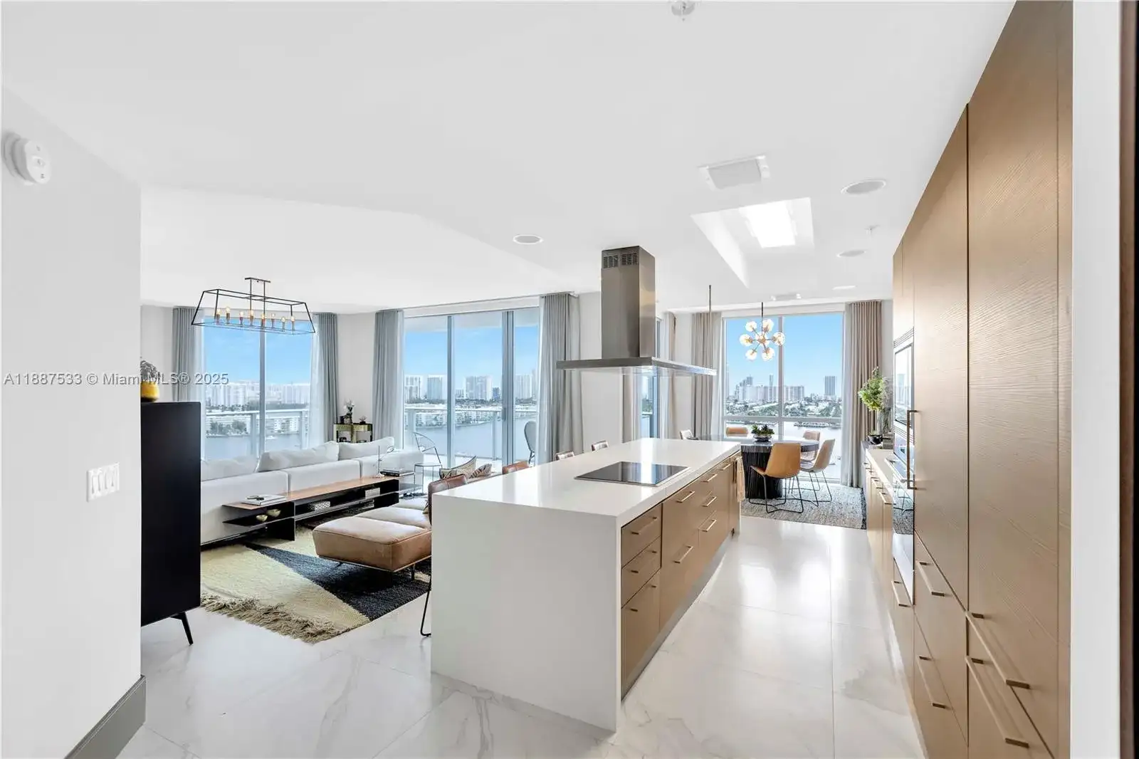 17111 Biscayne Blvd # 1709, North Miami Beach FL 33160 photo 5