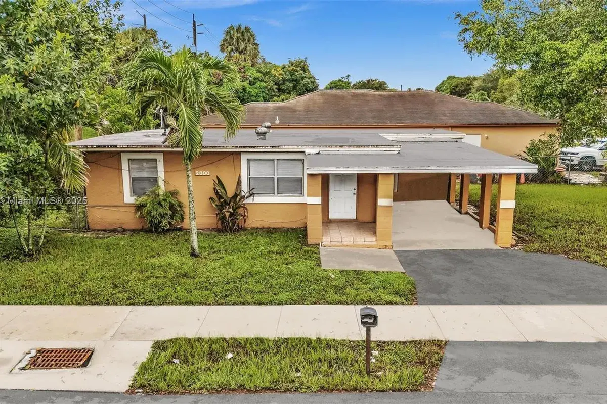 2800 NW 6th Ct, Fort Lauderdale FL 33311
