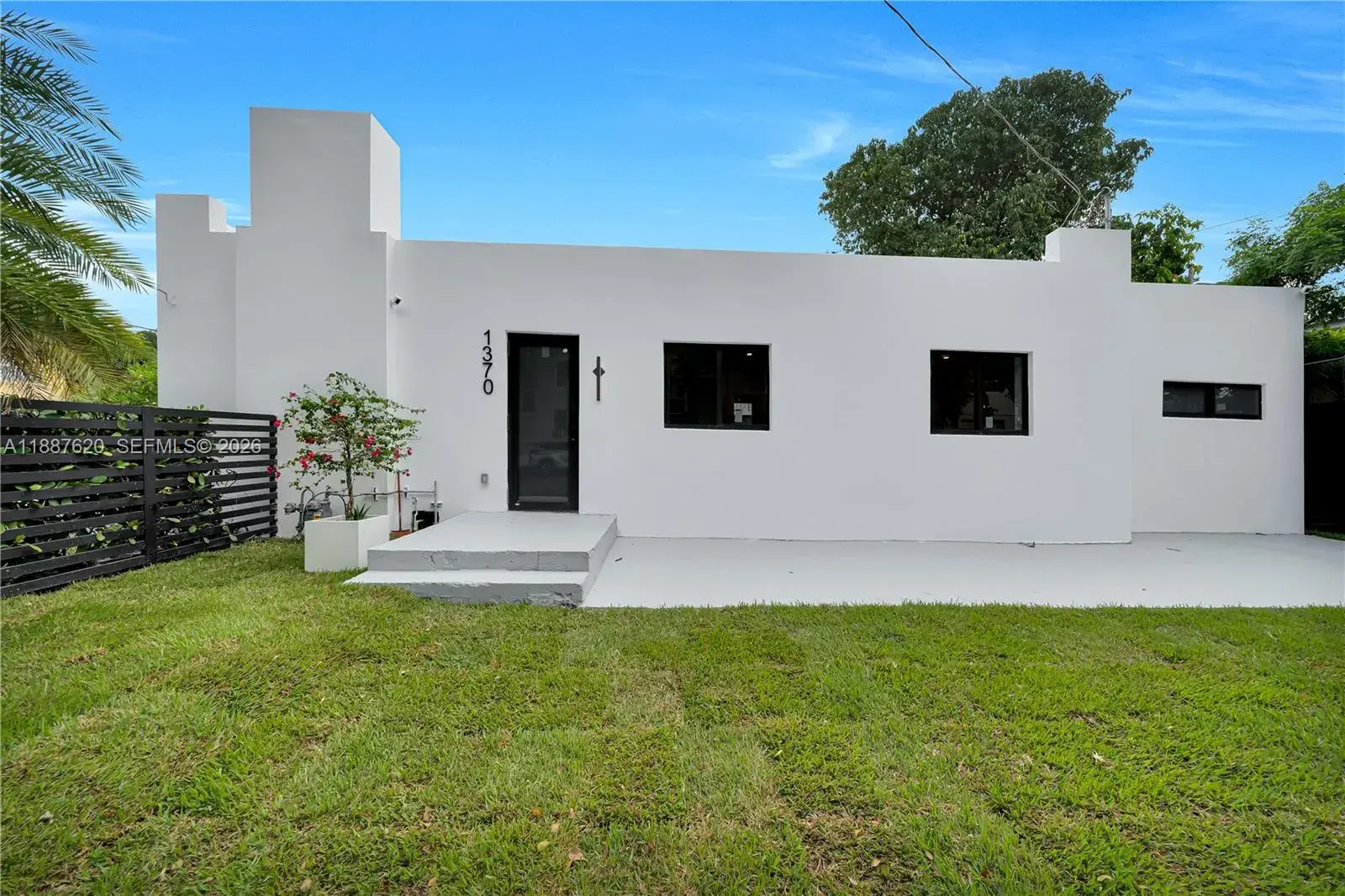 1370 SW 5th St, Miami FL 33135 photo 3