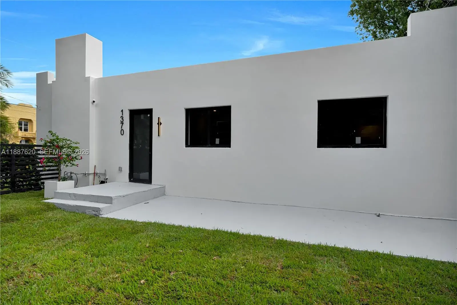 1370 SW 5th St, Miami FL 33135 photo 4