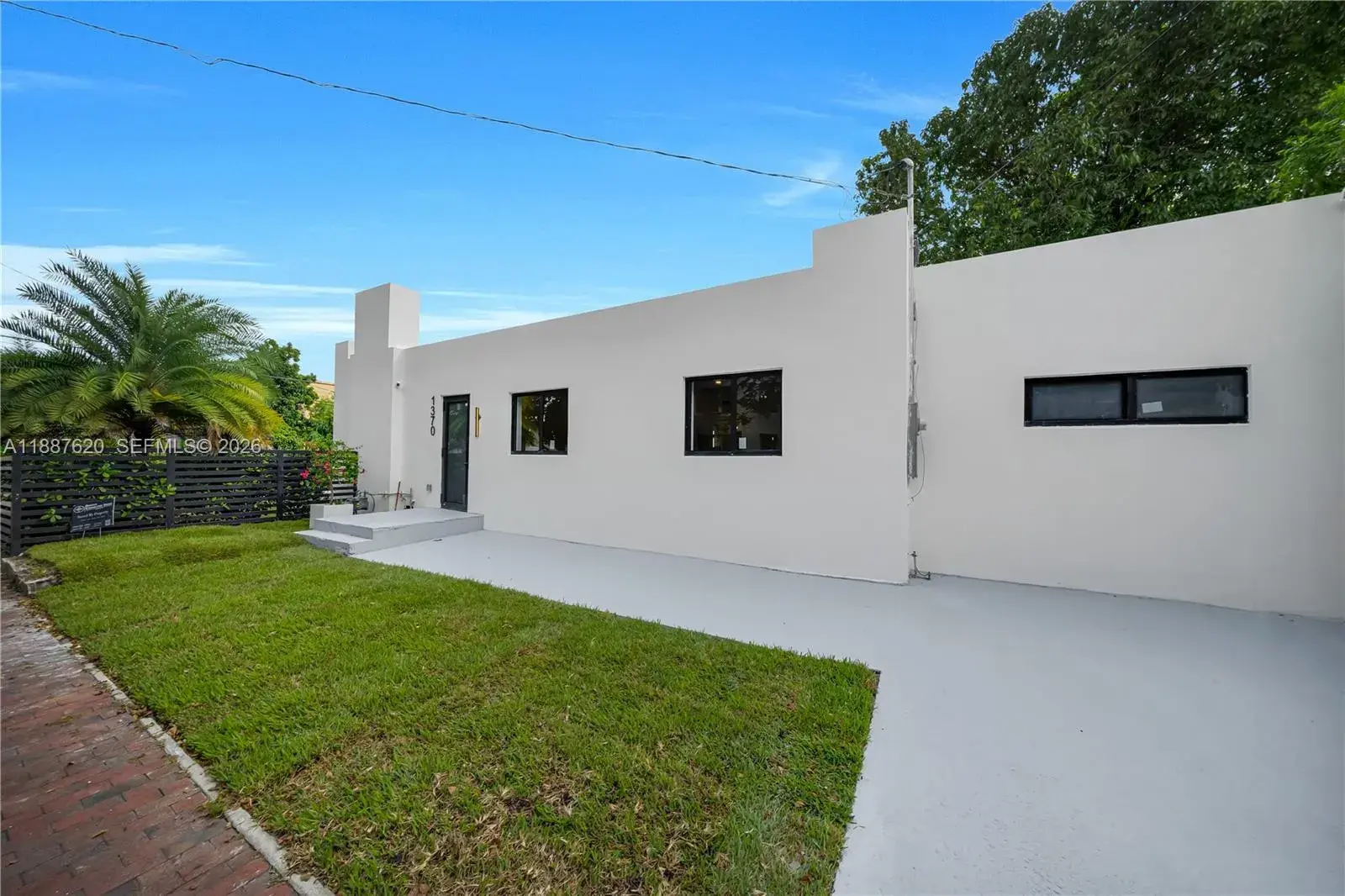 1370 SW 5th St, Miami FL 33135 photo 5