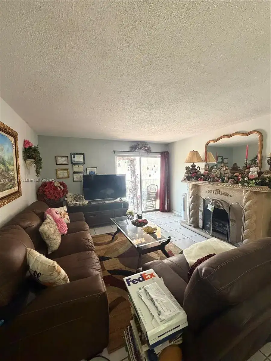 1810 W 56th St # 3121, Hialeah FL 33012 photo 5