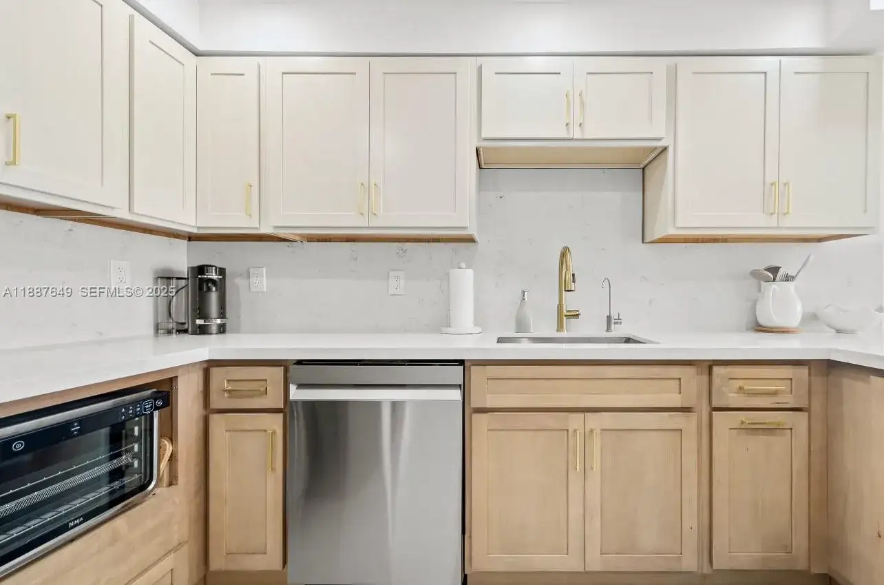 17800 Atlantic Blvd # 3, Sunny Isles Beach FL 33160 photo 5