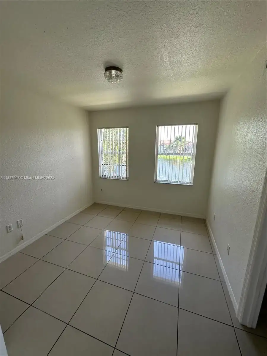 2303 Belmont Ln # 2303, North Lauderdale FL 33068 photo 3