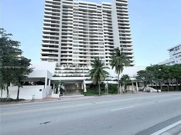 2555 Collins Ave # 1701, Miami Beach FL 33140