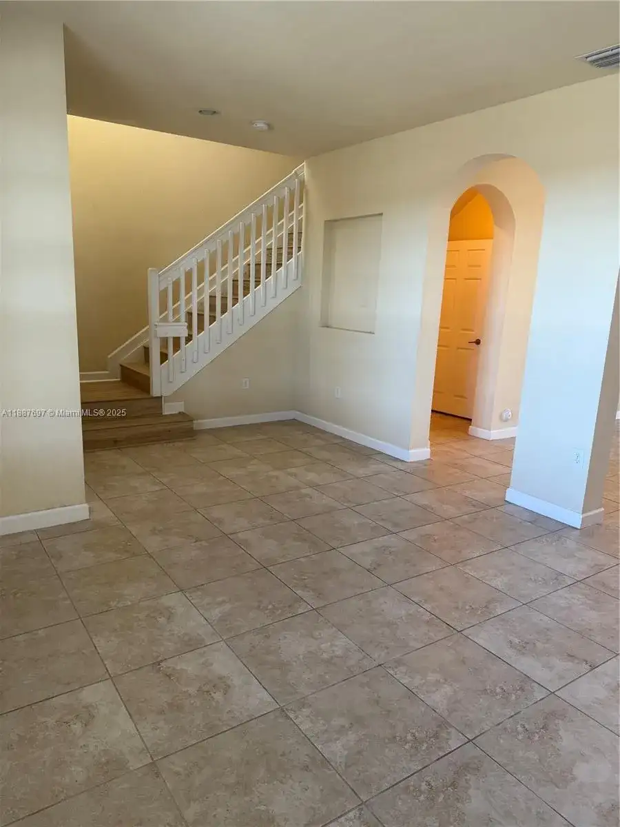 17161 SW 96th St, Miami FL 33196 photo 3