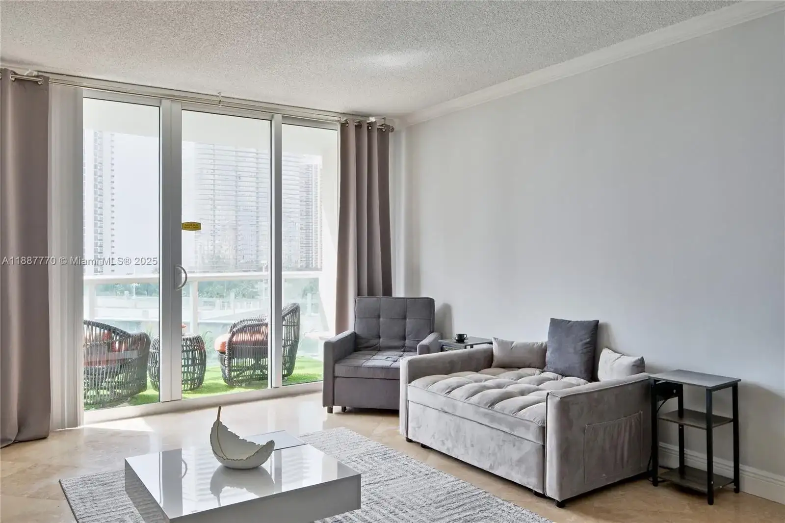 19370 Collins Ave # 919, Sunny Isles Beach FL 33160 photo 2