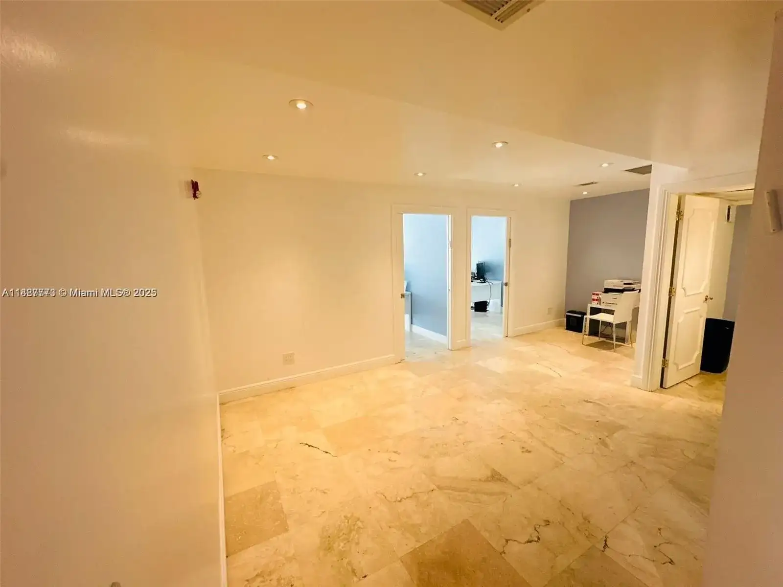 1160 Kane Concourse, Bay Harbor Islands FL 33154 photo 2