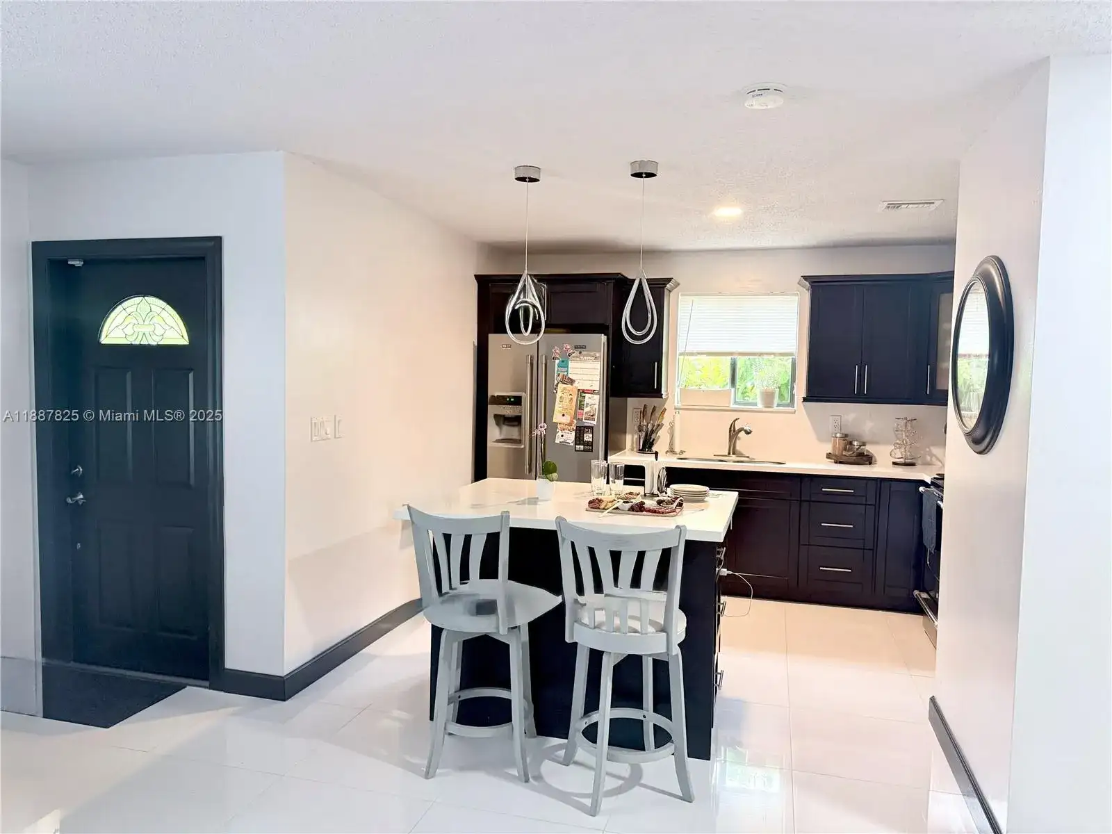 2150 NW 43rd St, Miami FL 33142 photo 3