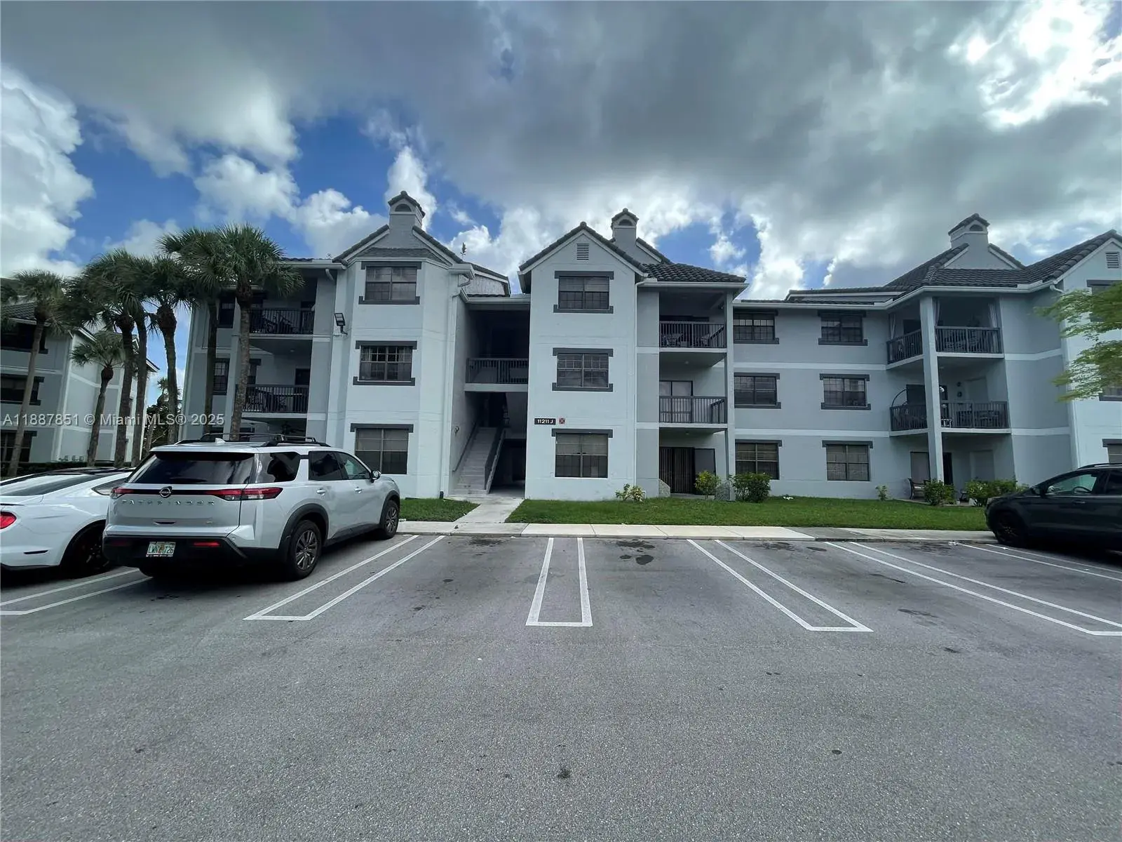 11211 W Atlantic Blvd # 202, Coral Springs FL 33071