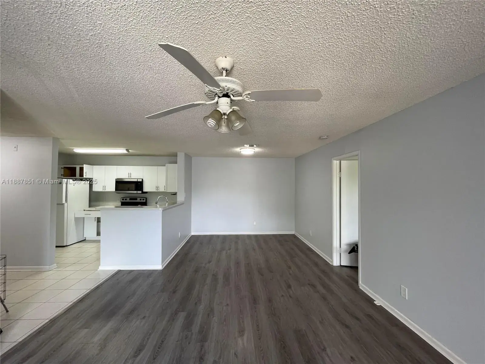 11211 W Atlantic Blvd # 202, Coral Springs FL 33071
