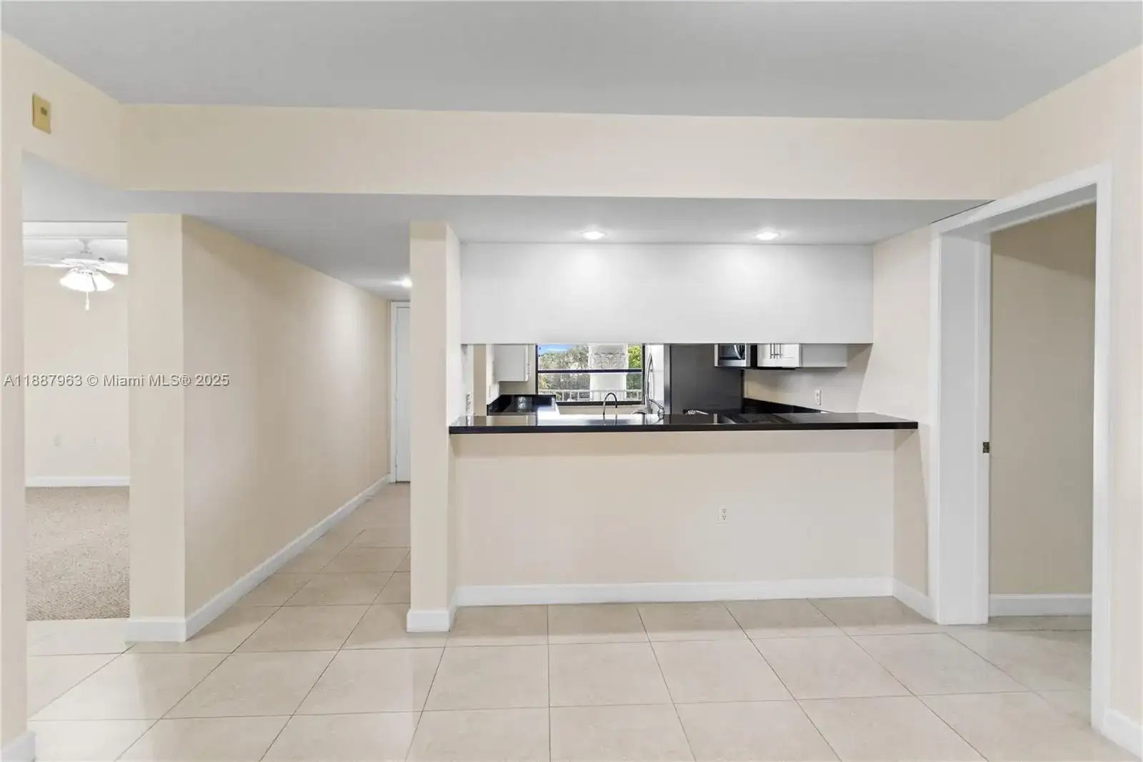 1715 Whitehall Dr # 404, Davie FL 33324 photo 5