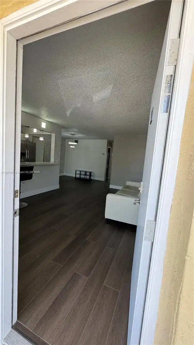 160 NE 203rd Ter # E31, Miami Gardens FL 33179 photo 2